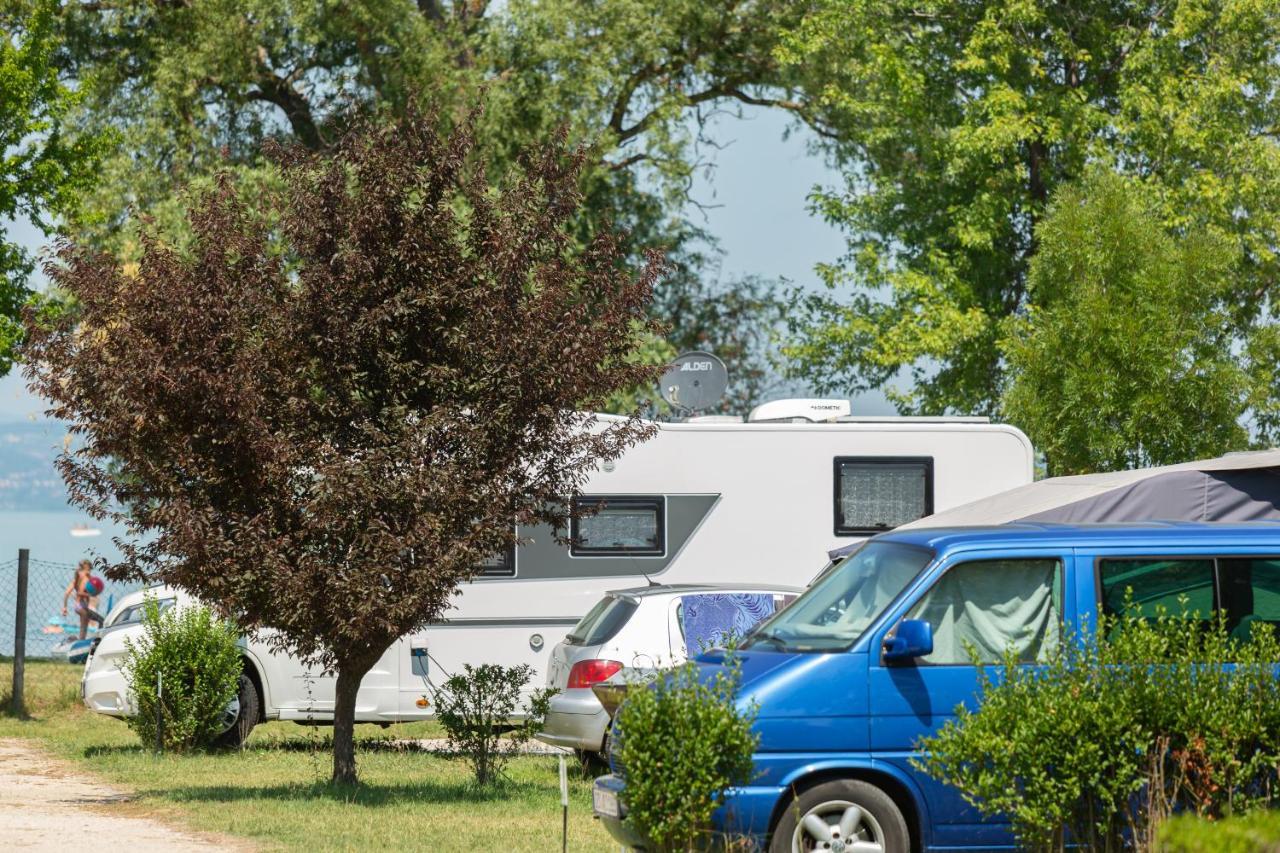 Отель Aranypart Camping Шиофок Экстерьер фото